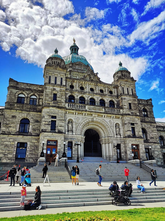 Discovering the Victoria BC Legislature Building with Olynpix Tours & Transportation